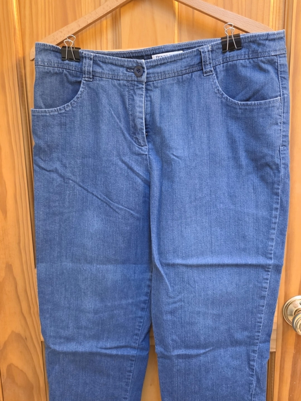 Pendleton Capri Jeans in Medium Blue